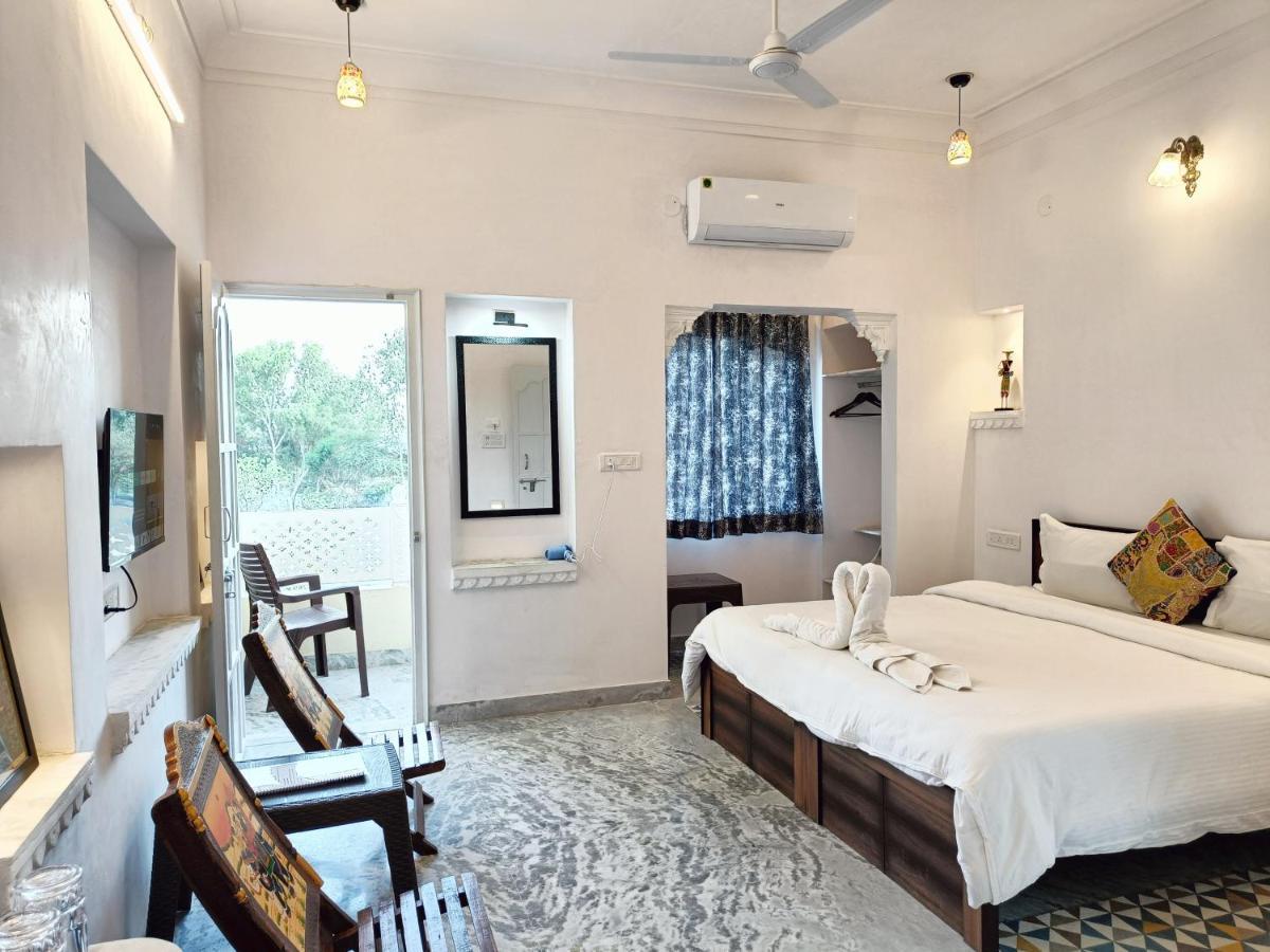 Prakash Ji'S Haveli -Luxurious Lakeside Retreat- Hotel Udaipur Exterior foto