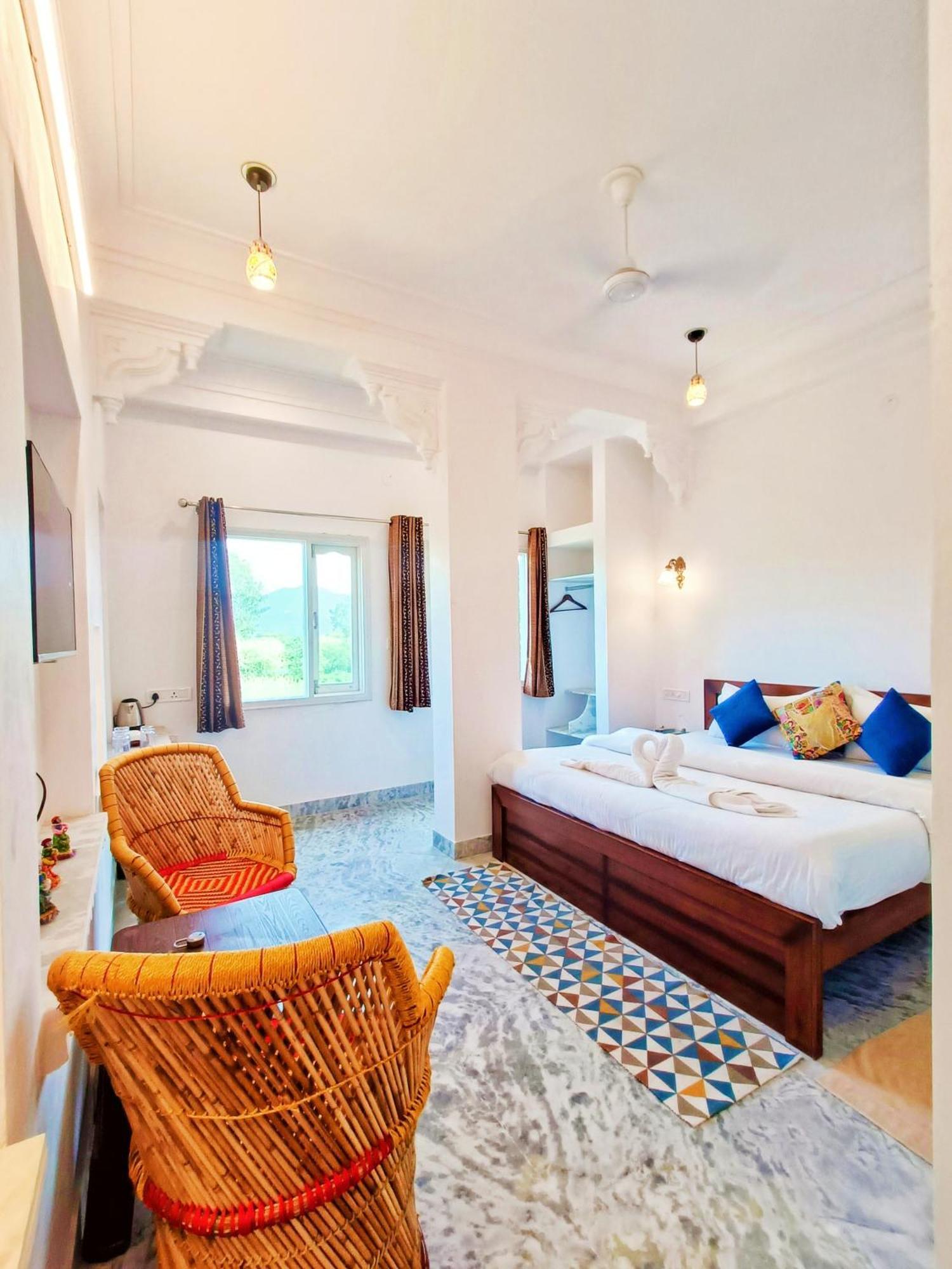 Prakash Ji'S Haveli -Luxurious Lakeside Retreat- Hotel Udaipur Quarto foto